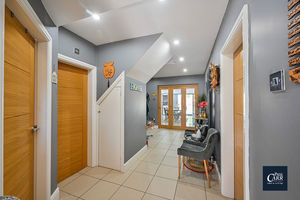 Photo 17- click for photo gallery